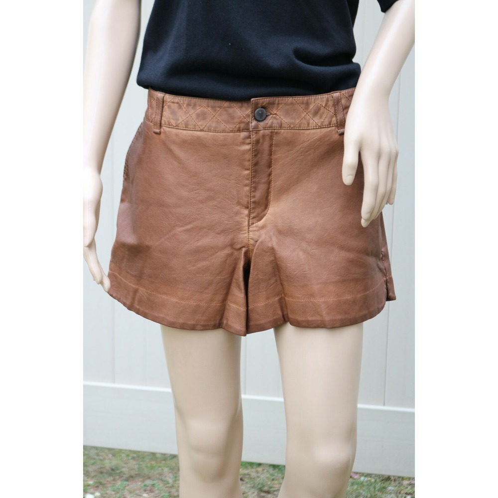 NWT Anthropologie Pilcro & The Letterpress Quilted Vegan Leather Shorts Size 32